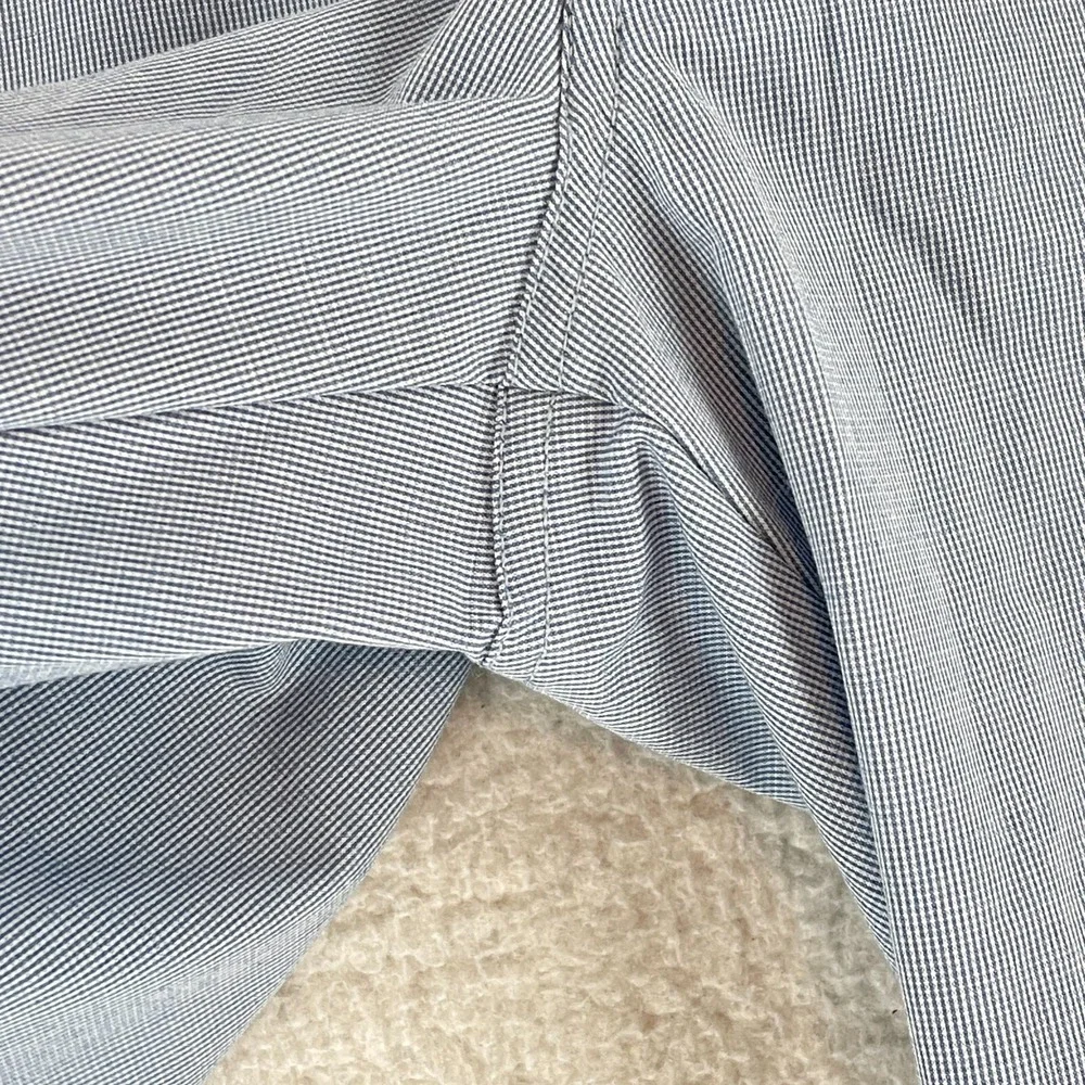 Travis Mathew Blue Performance Golf Shorts Mens Casual Athletic‎ Size 30